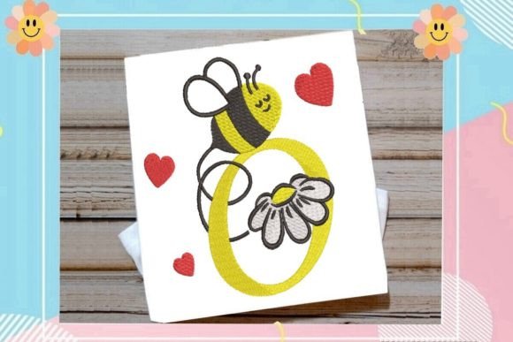Cute Bee O Letter Monogram