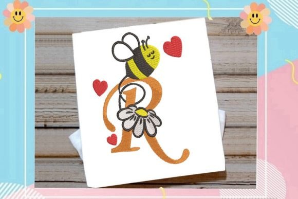 Cute Bee R Letter Monogram