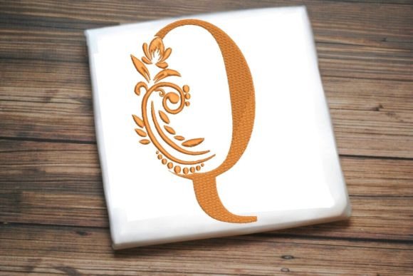 Q Letter Elegant Illustrated Alphabet Decoration